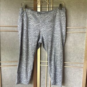 Nike Dri-Fit Women's Epic Run Capri Tight, large